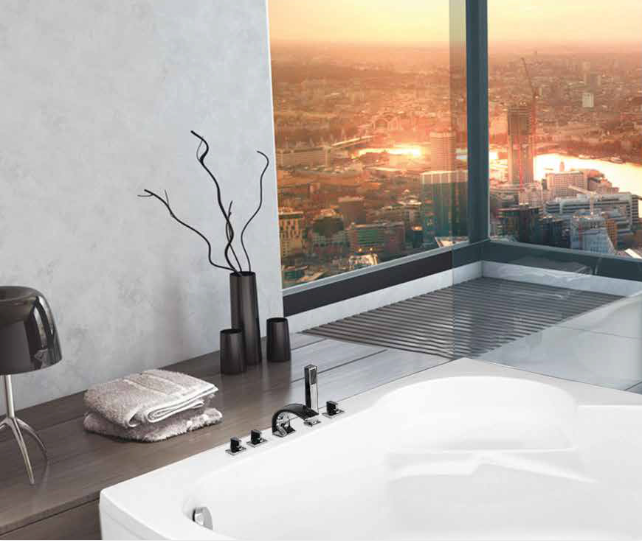 Deluxe with Panel main image